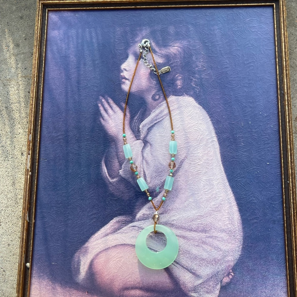 Elegant Mint Green Pendant Necklace